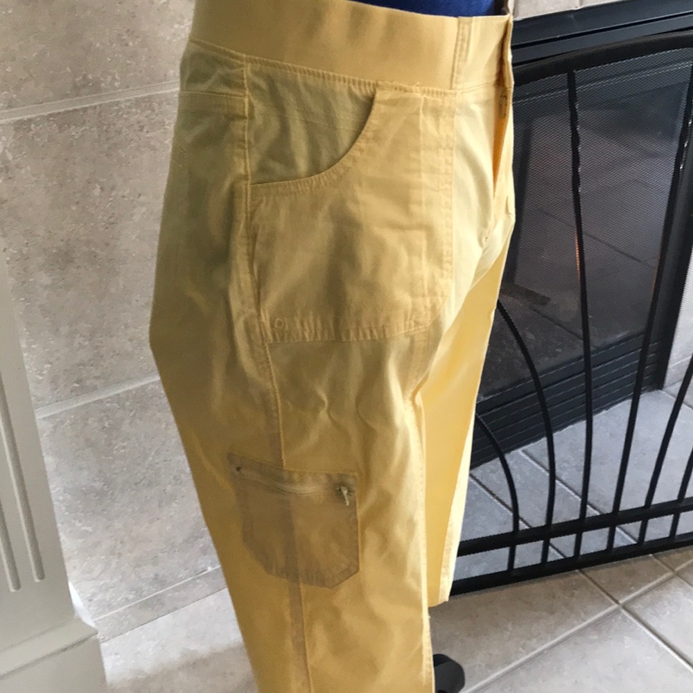 Relax Fit Capris - Picture 2 of 4
